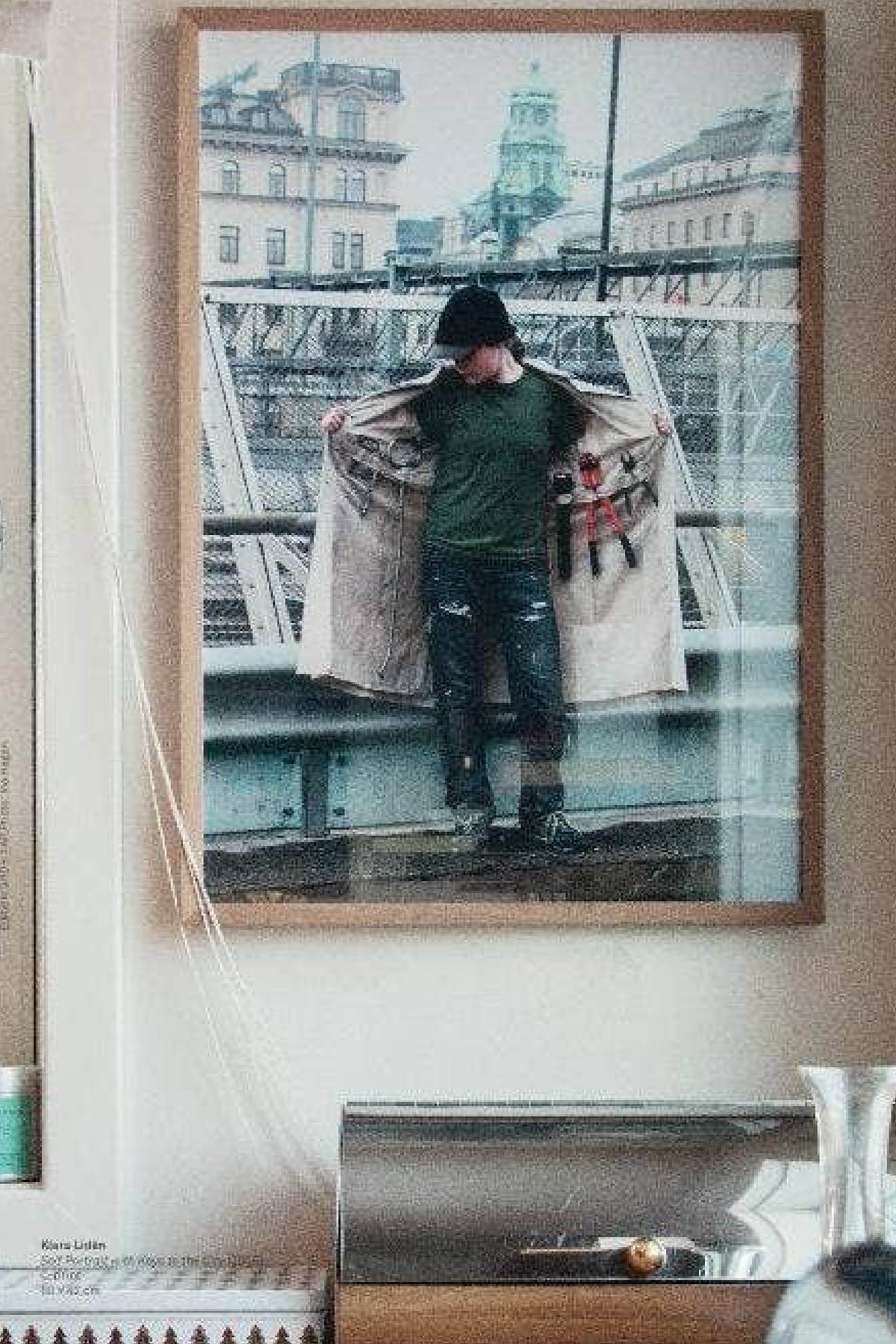 A Poor Collector's Guide to Buying Great Art GESTALTEN & TENEUES