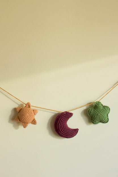 Handmade baby crochet wall hanger - yellow aubergine green